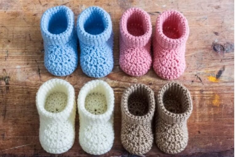 Free Crochet Baby Booties Pattern for Sweet Little Feet