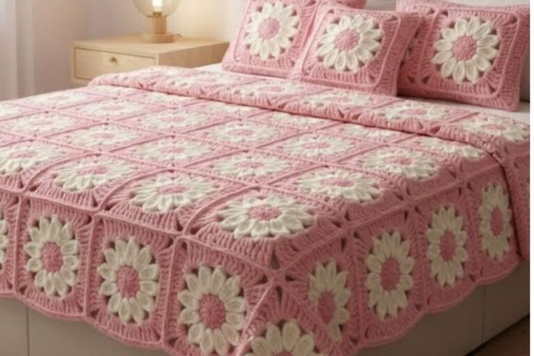 Beautiful Crochet Bedspread Pattern for a Cozy Bedroom